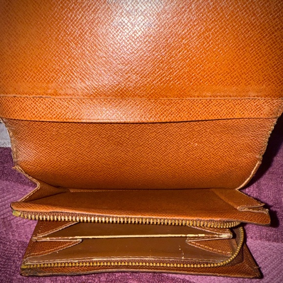 Louis Vuitton Wallet - COA Included - Picture 8 of 13